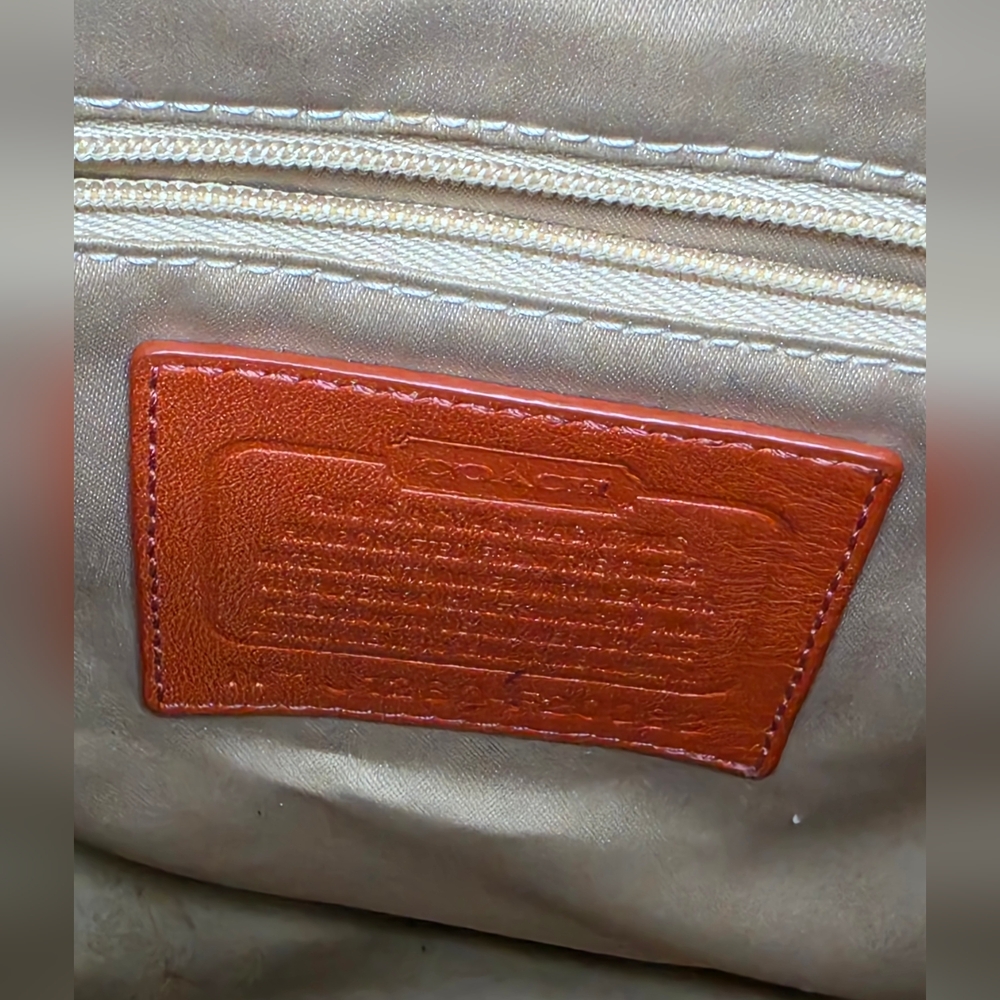Coach Tan Signature Canvas Shoulder Bag with Brown Leather Trim - Picture 4 of 6